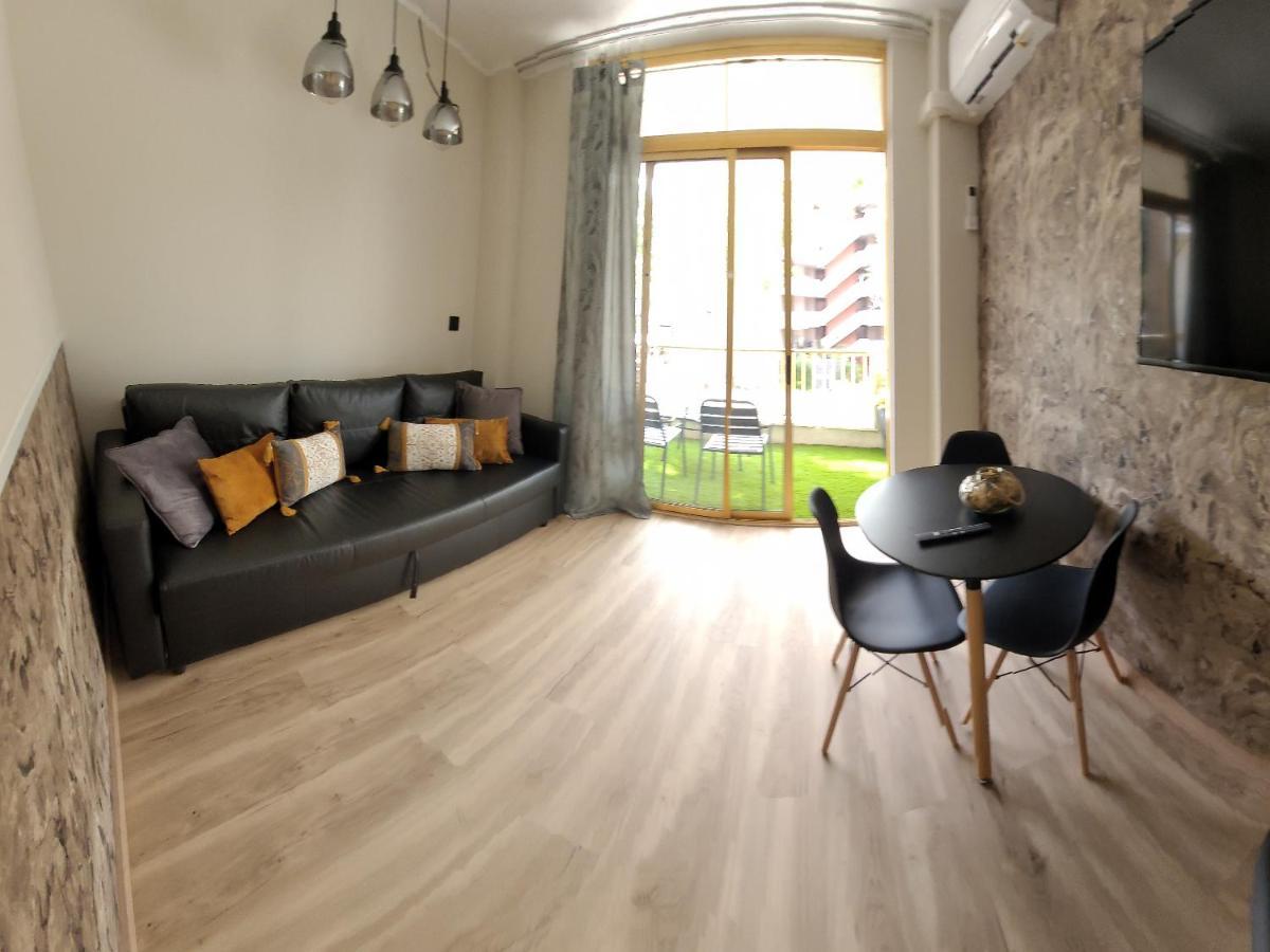 A Estrenar Preciosos Apartamentos Aparthotel Inter2, New Apartments Ln Aparthotel 12 Months Open! Self Check In! Reserva Garaje! Салоу Екстер'єр фото
